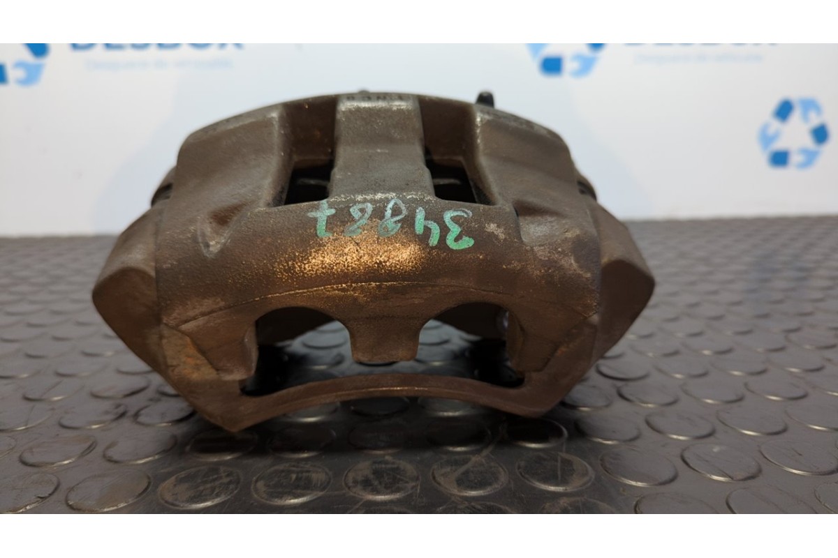 Recambio de pinza de freno delantera izquierda para nissan interstar mod. 04 (x70) 2.5 dci diesel cat referencia OEM IAM 201317 