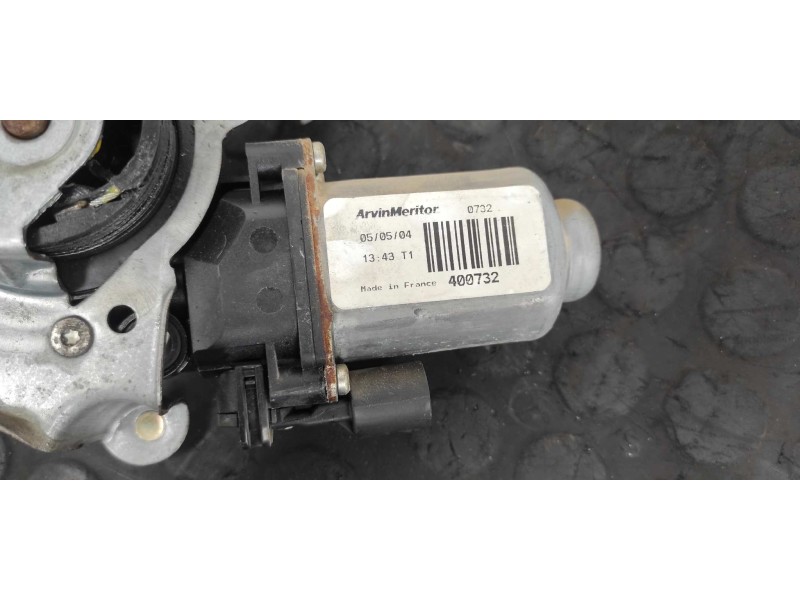 Recambio de elevalunas delantero derecho para renault megane i scenic (ja0) 1.9 d kaleido referencia OEM IAM 114144  
