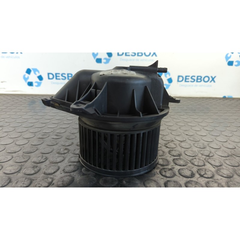 Recambio de motor calefaccion para citroen berlingo 1.6 hdi 75 collection familiar referencia OEM IAM 030840S  