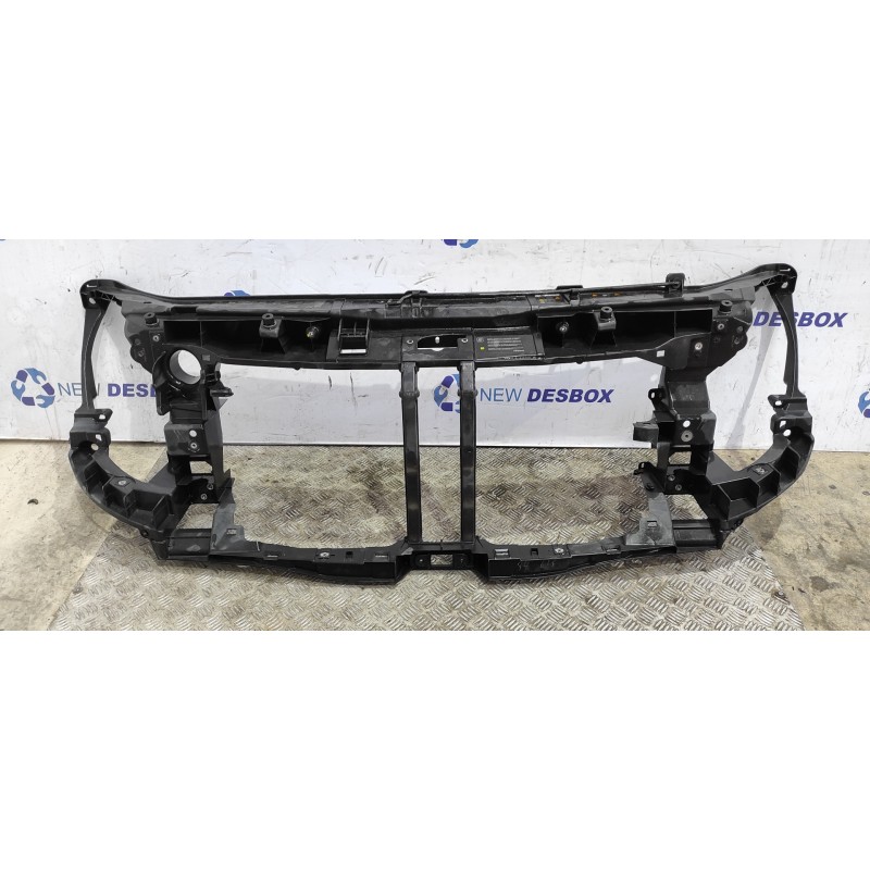 Recambio de panel frontal para opel movano b kasten/combi hka l2h2 3,3t doka referencia OEM IAM 8200657209  