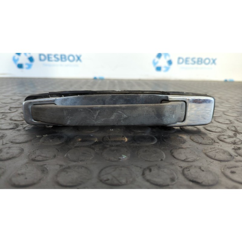 Recambio de maneta trasera derecha para mercedes-benz clase s (w126) berlina+coupe se 300 referencia OEM IAM 1267600059  