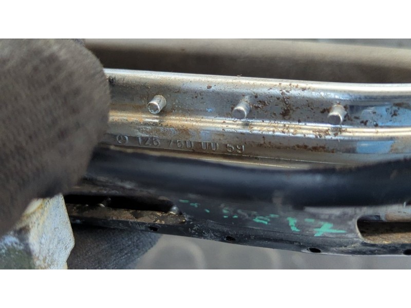 Recambio de maneta trasera derecha para mercedes-benz clase s (w126) berlina+coupe se 300 referencia OEM IAM 1267600059  
