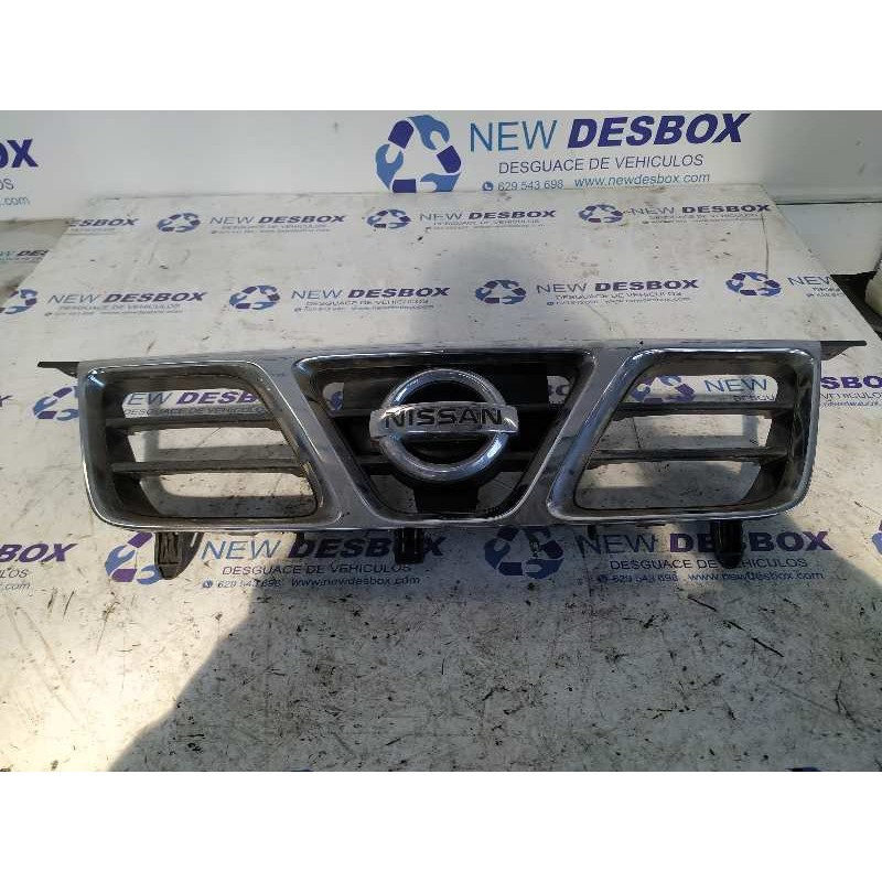 Recambio de rejilla delantera para nissan x-trail (t30) 2.0 16v cat referencia OEM IAM   