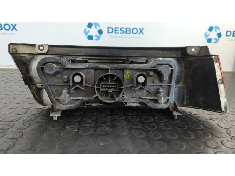 Recambio de piloto trasero izquierdo para suzuki swift sf berlina (ea) 1.3 cat-u referencia OEM IAM 2326G  