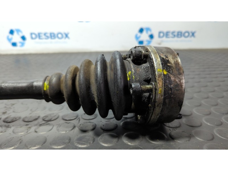 Recambio de transmision trasera izquierda para audi a4 avant (b5) 2.5 v6 24v tdi referencia OEM IAM 8A0501203J  