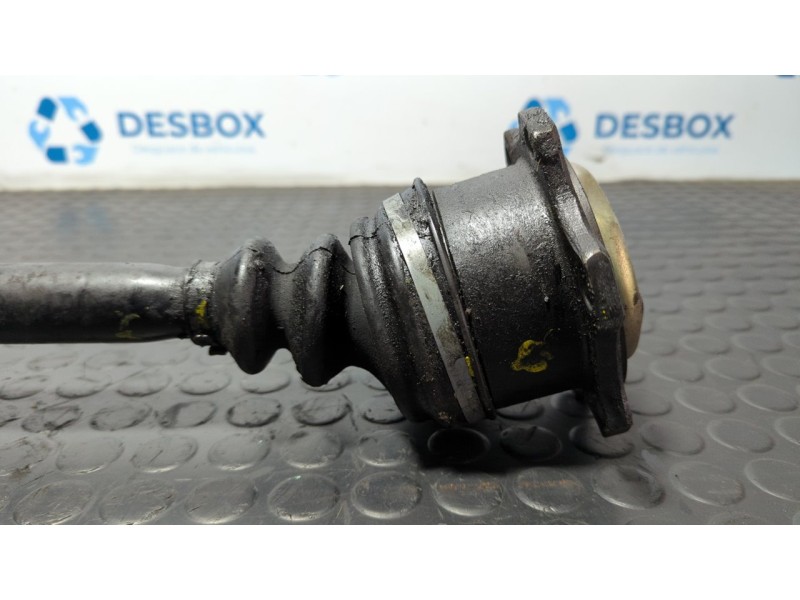 Recambio de transmision delantera derecha para audi a4 avant (b5) 2.5 v6 24v tdi referencia OEM IAM 8D0407272BB  