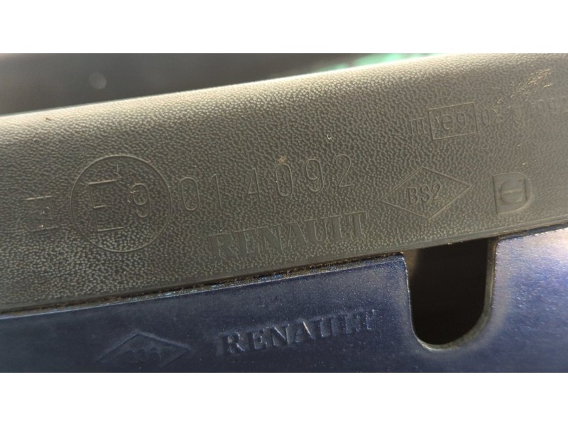 Recambio de retrovisor izquierdo para renault megane i scenic (ja0) 1.9 dti kaleido referencia OEM IAM 014092  