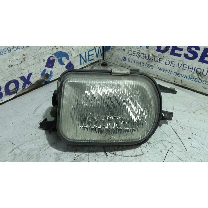 Recambio de faro antiniebla derecho para mercedes-benz clase c (w203) berlina 1.8 cat referencia OEM IAM 2158200656  