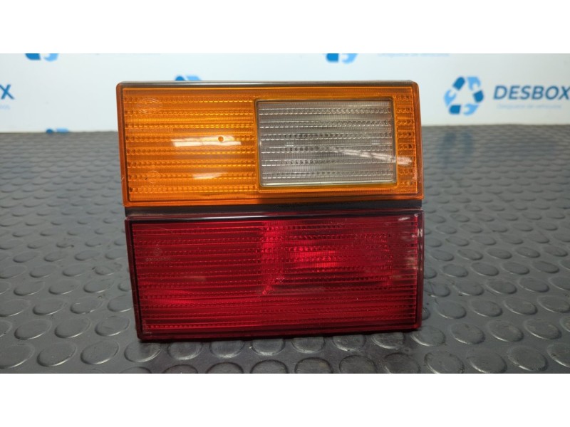 Recambio de piloto porton izquierdo para volkswagen corrado (509) 2.0 referencia OEM IAM 535945107  