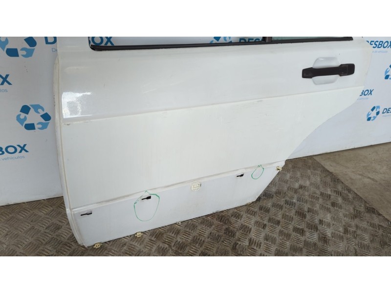 Recambio de puerta trasera izquierda para mercedes-benz clase c (w201) berlina e 190 (201.024) referencia OEM IAM   