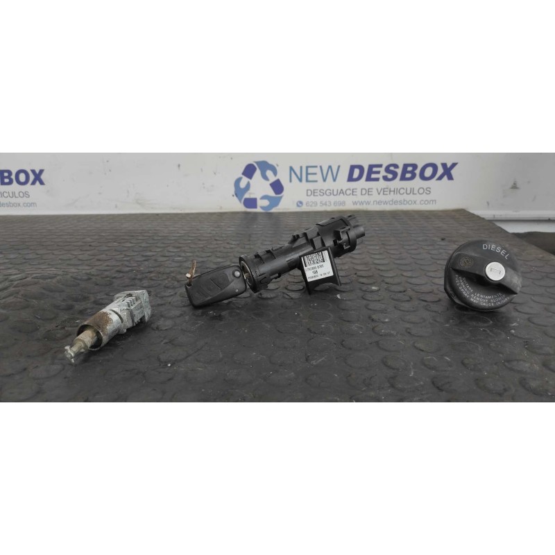 Recambio de conmutador de arranque para fiat bravo (198) 1.9 8v jtd cat referencia OEM IAM 51793869  