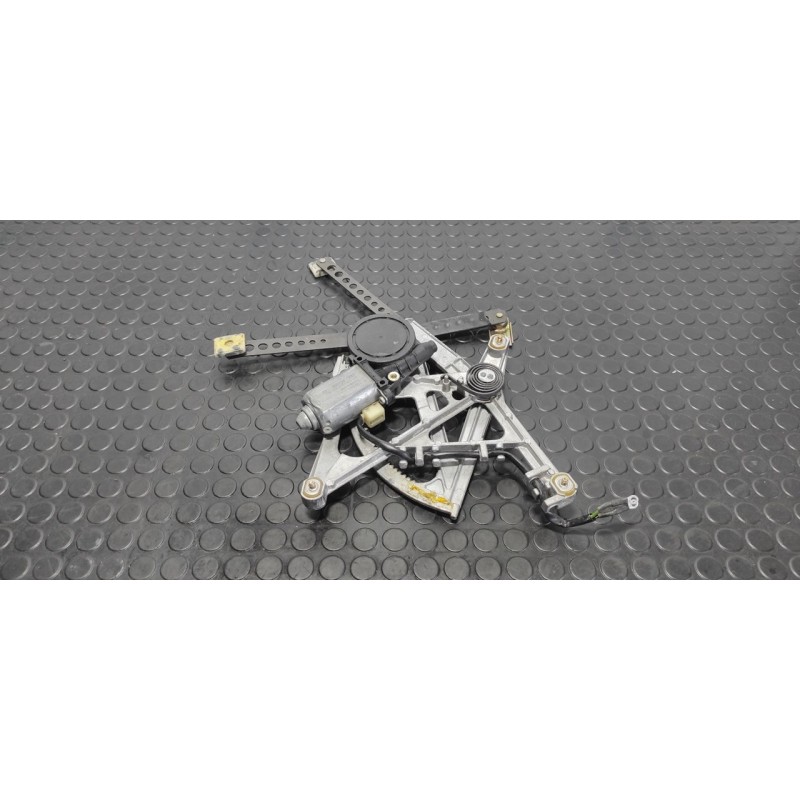 Recambio de elevalunas delantero izquierdo para mercedes-benz clase c (w201) berlina e 190 (201.024) referencia OEM IAM   