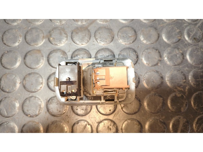 Recambio de mando elevalunas trasero izquierdo para porsche cayenne (typ 9pa) básico referencia OEM IAM 7L5959851  
