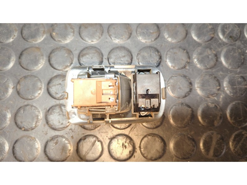 Recambio de mando elevalunas delantero derecho para porsche cayenne (typ 9pa) básico referencia OEM IAM 7L5959858  