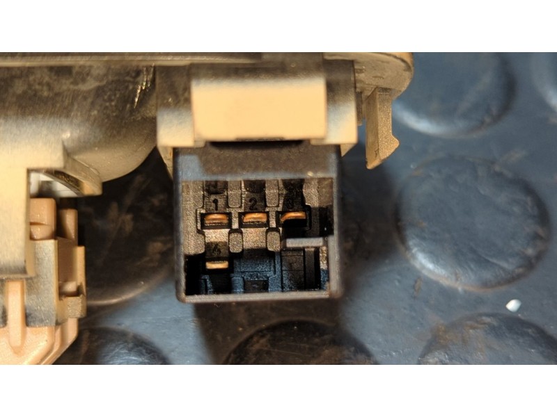 Recambio de mando elevalunas delantero derecho para porsche cayenne (typ 9pa) básico referencia OEM IAM 7L5959858  
