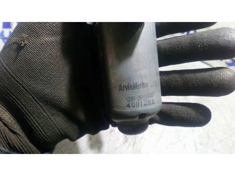 Recambio de elevalunas delantero derecho para bmw serie 3 berlina (e36) 1.8 cat (m43) referencia OEM IAM 400128B  