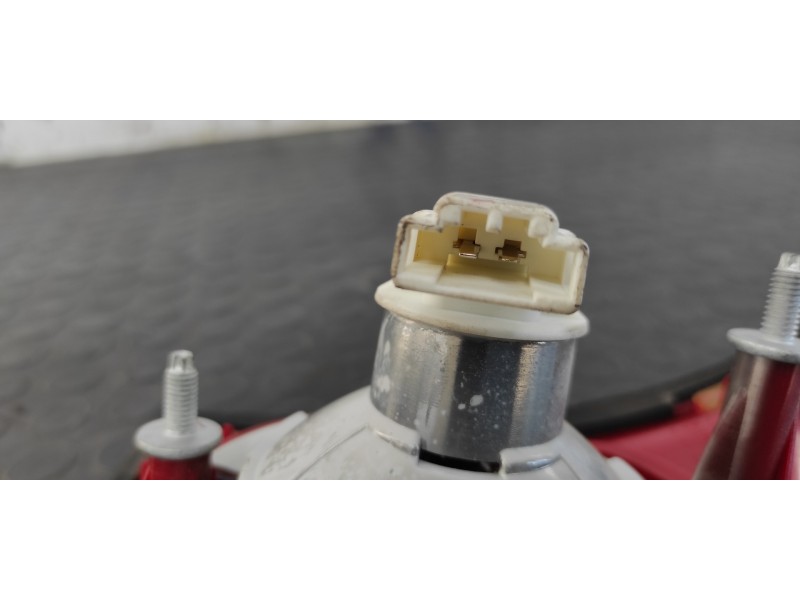 Recambio de piloto porton derecho para volkswagen golf v berlina (1k1) gt sport referencia OEM IAM 084411308RR  