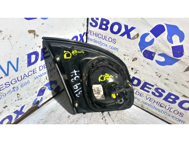 Recambio de piloto porton derecho para nissan primera berlina (p11) 1.6 16v cat referencia OEM IAM 265509F610  