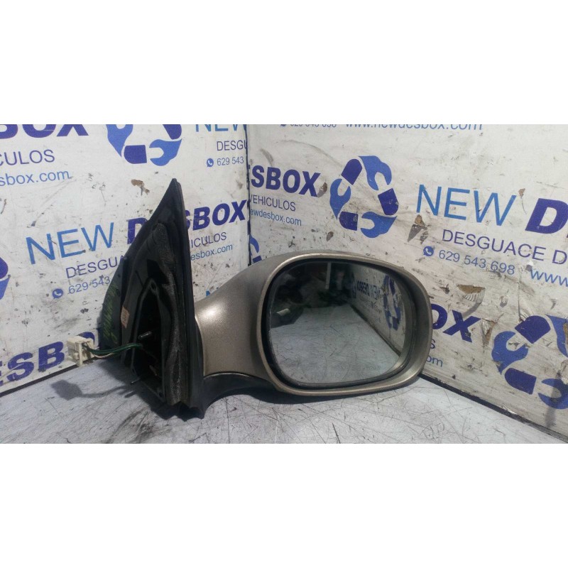 Recambio de retrovisor derecho para kia carnival 2.9 turbodiesel cat referencia OEM IAM 022107  