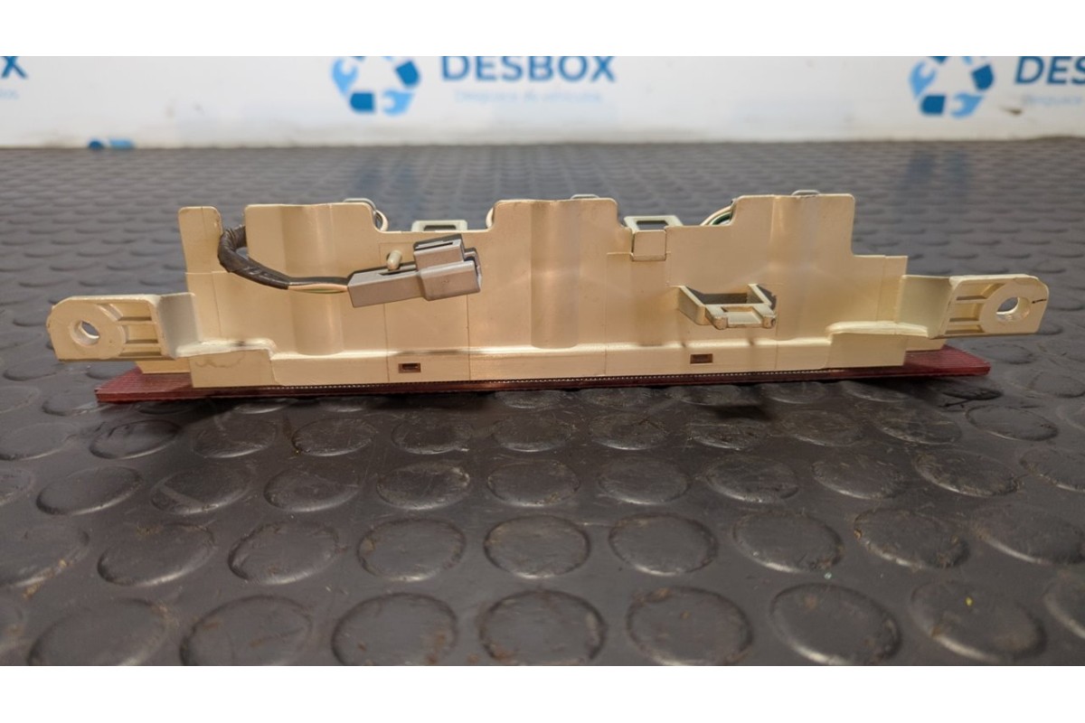 Recambio de luz central de freno para toyota land cruiser (j9) td vx (5-ptas.) (kzj95) referencia OEM IAM 6056  