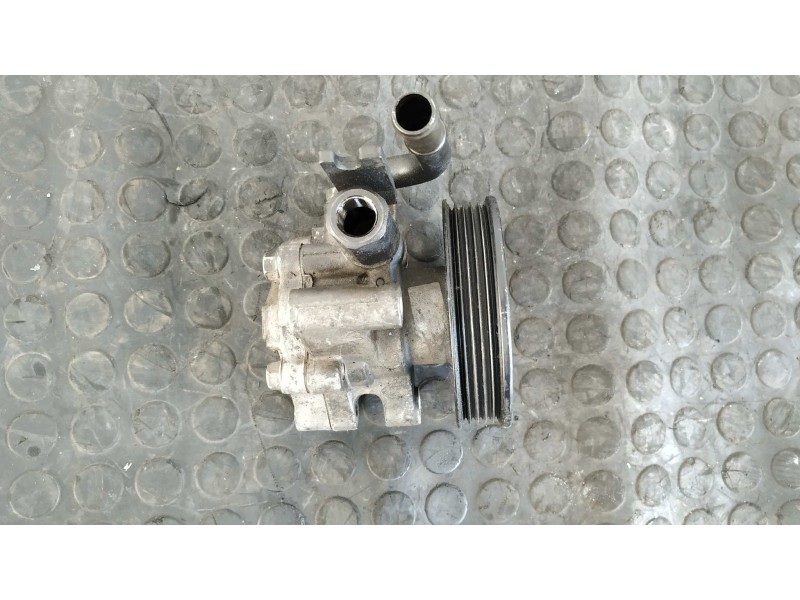 Recambio de bomba direccion para renault clio i fase i+ii (b/c57) 1.2 alize referencia OEM IAM D7F730  