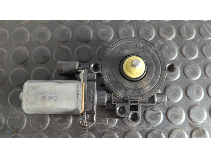 Recambio de motor elevalunas delantero derecho para peugeot expert kasten komfort confort acristalato largo referencia OEM IAM D