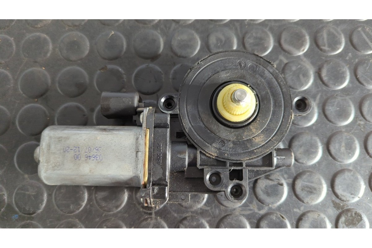 Recambio de motor elevalunas delantero derecho para peugeot expert kasten komfort confort acristalato largo referencia OEM IAM D