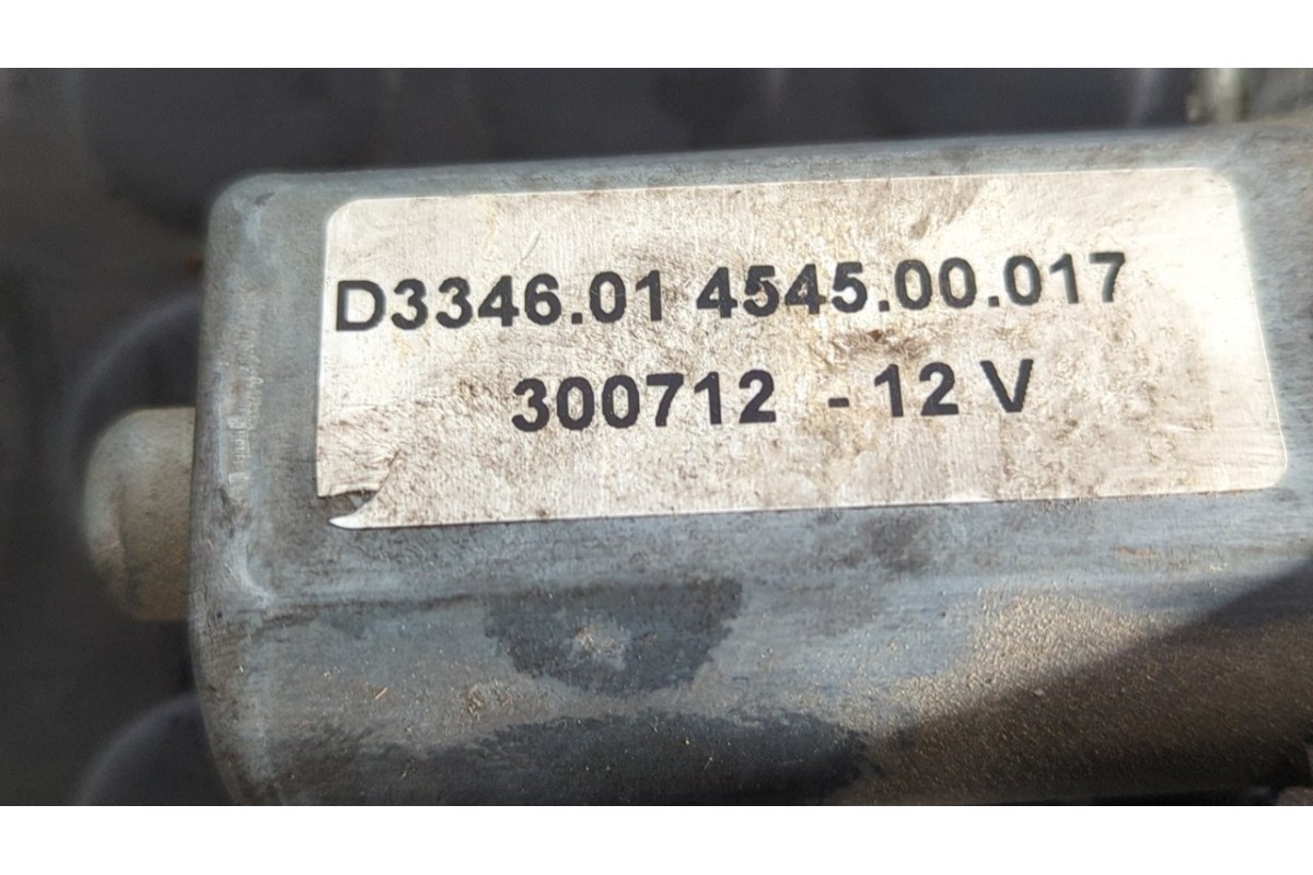 Recambio de motor elevalunas delantero derecho para peugeot expert kasten komfort confort acristalato largo referencia OEM IAM D