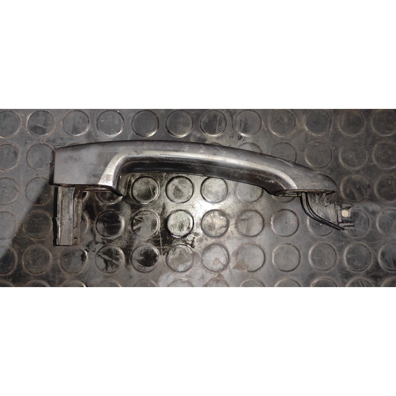 Recambio de maneta delantera derecha para opel movano b kasten/combi hka l2h2 3,3t doka referencia OEM IAM 8200766694  