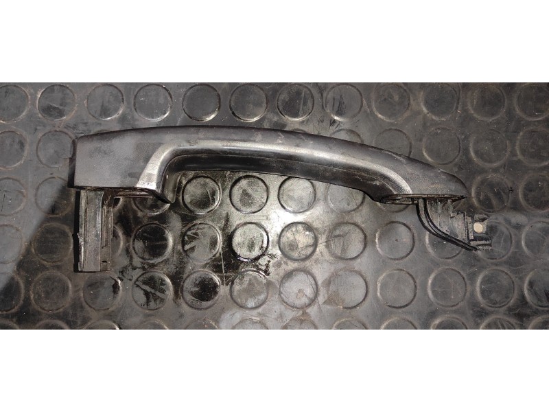 Recambio de maneta delantera derecha para opel movano b kasten/combi hka l2h2 3,3t doka referencia OEM IAM 8200766694  